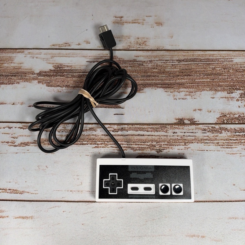Insignia Wired Controller for NES Classic Edition 10ft Cable NS-GNESWC17